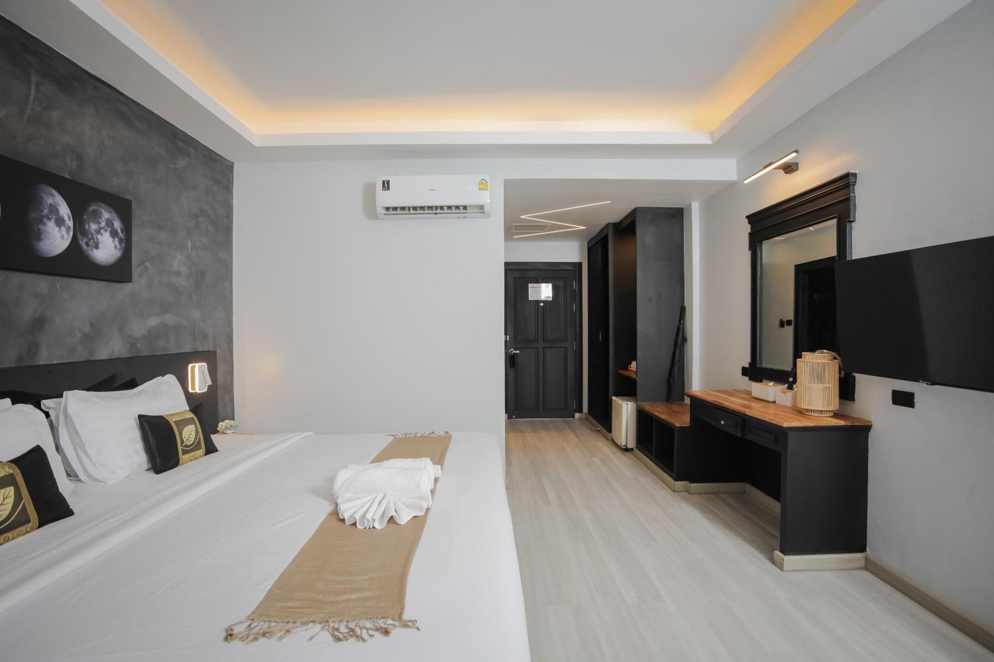 Etk Patong Resort Exterior photo