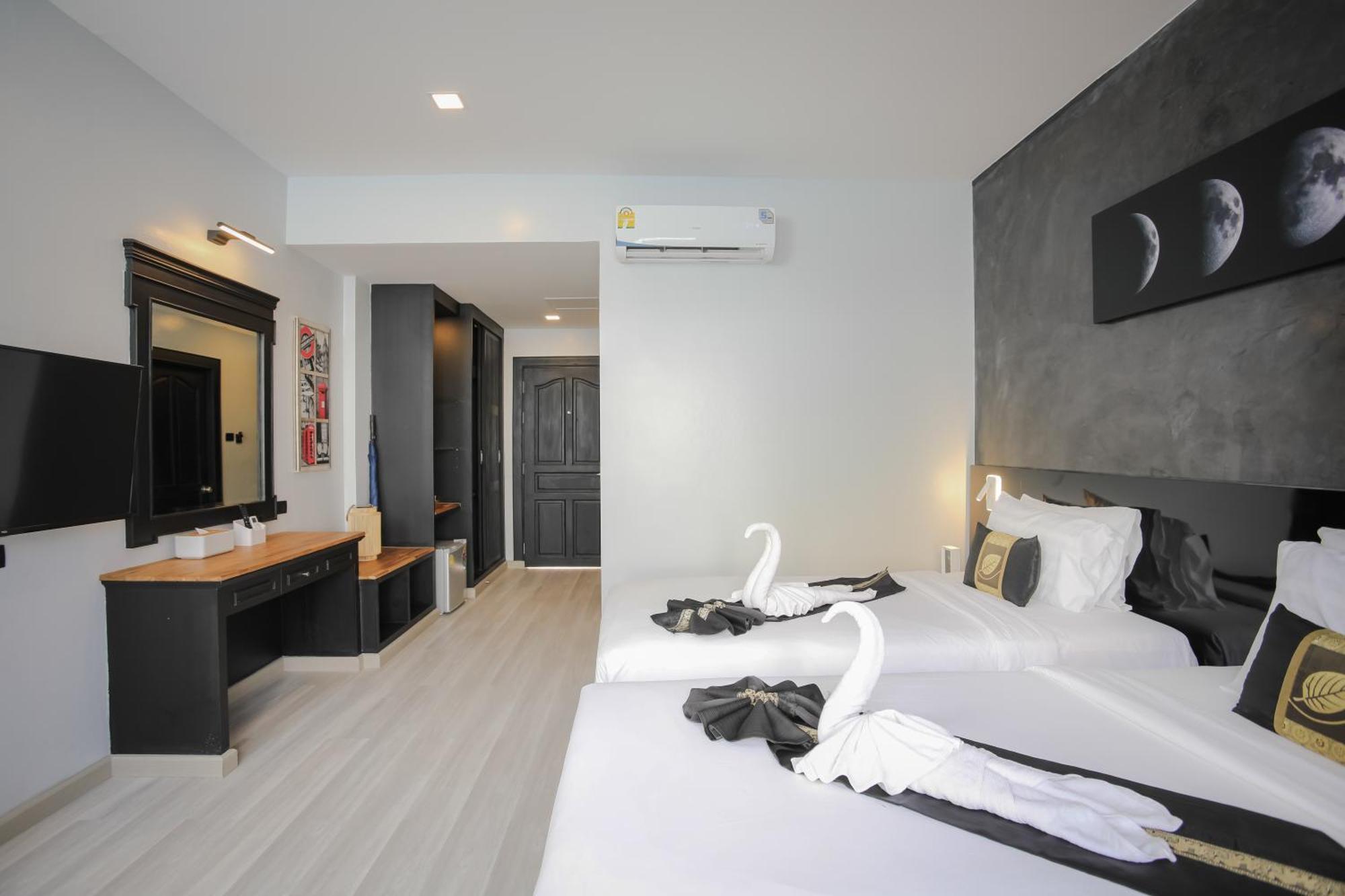 Etk Patong Resort Exterior photo