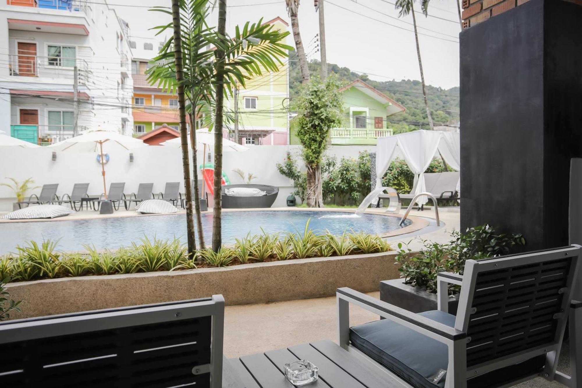 Etk Patong Resort Exterior photo