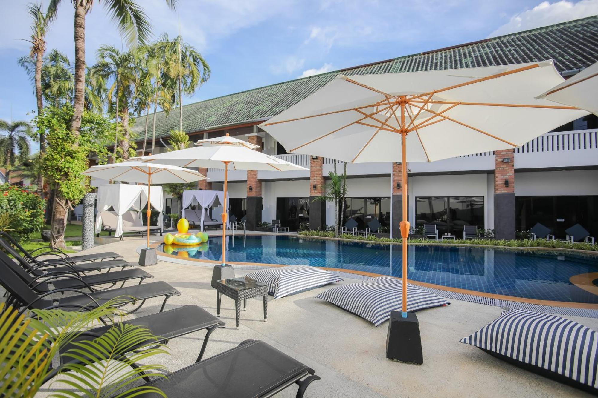 Etk Patong Resort Exterior photo